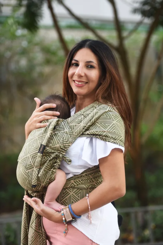 Neko Half-Buckle Baby Maat - Cedar