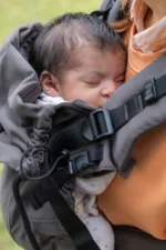 Huggy Softy Baby Draagzak - Wood