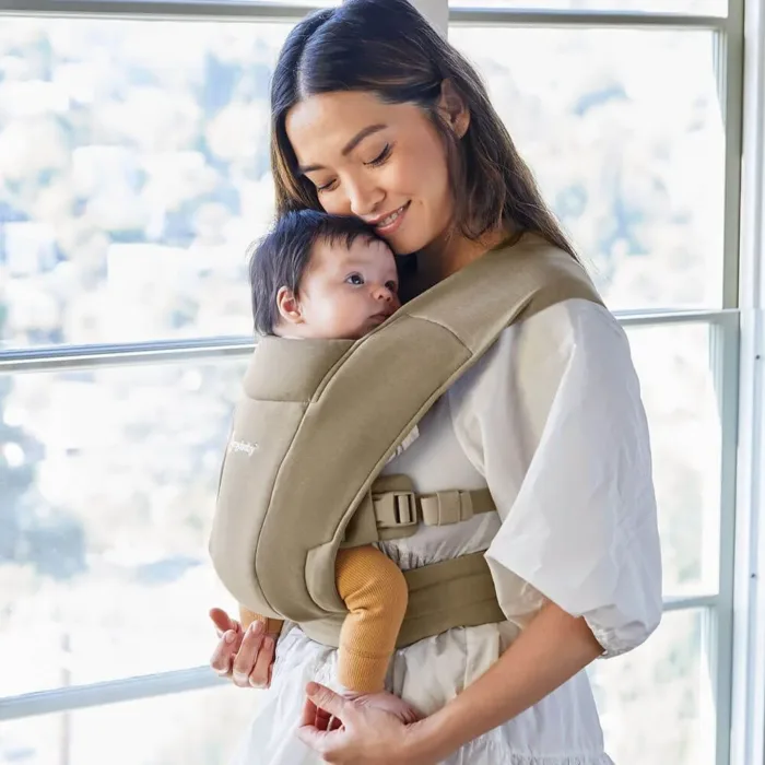 Ergobaby Embrace Draagzak - Soft Olive - Afbeelding 2