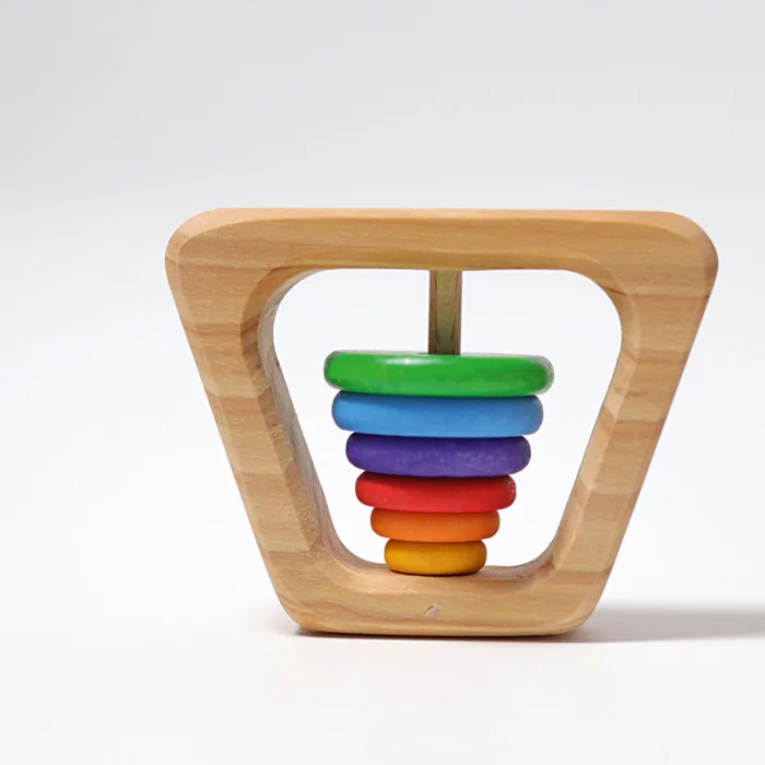 Grimm's houten rammelaar piramide