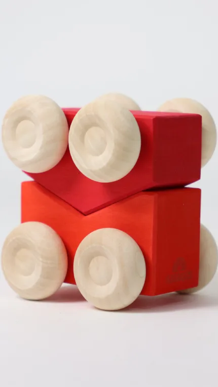 Grimm's stapelautos rood